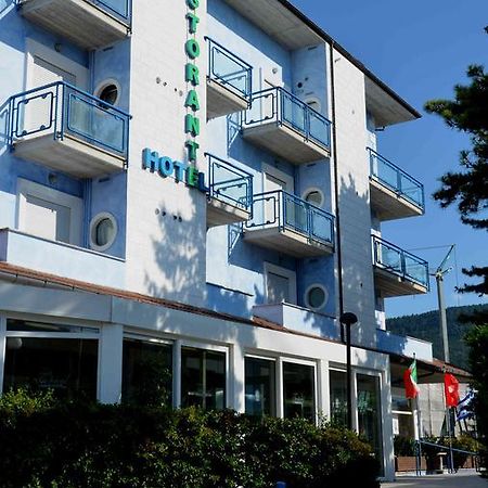 Hotel Azzurro L'Aquila Exterior photo